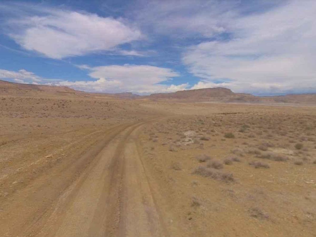 Coyote Valley Road-BLM431 photo 4