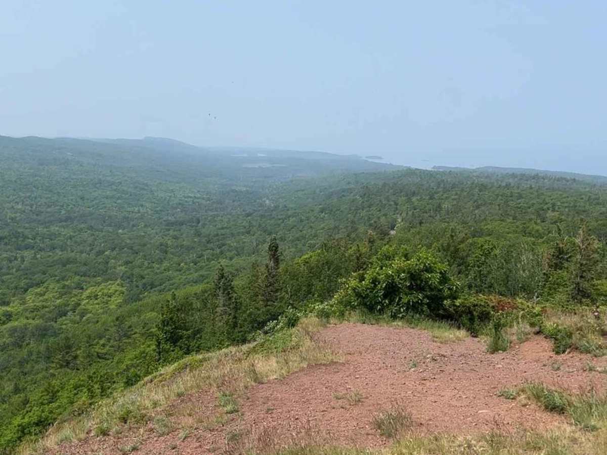 Brockway Mountain Drive trail photo
