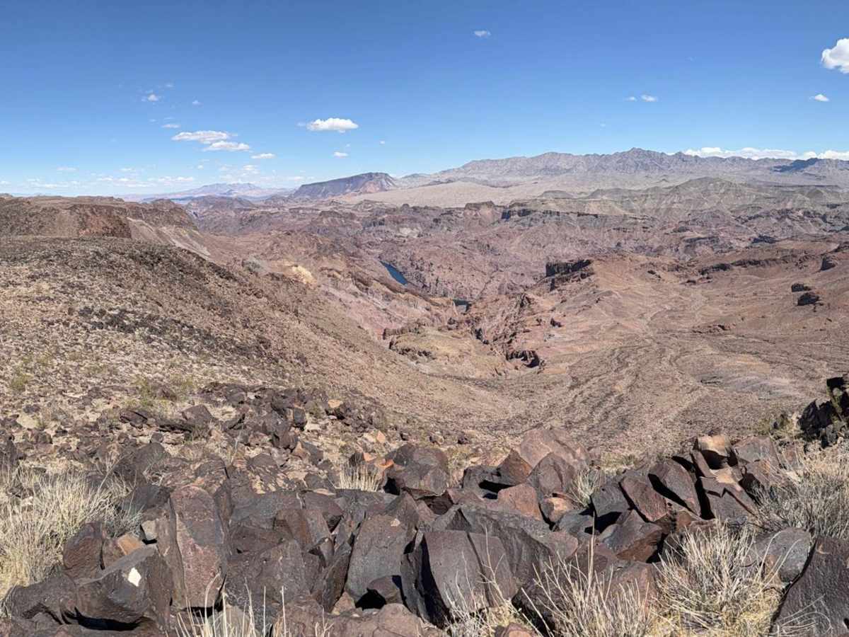 Canyon Point Road trail photo