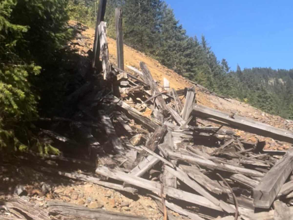 Denver Creek photo 3
