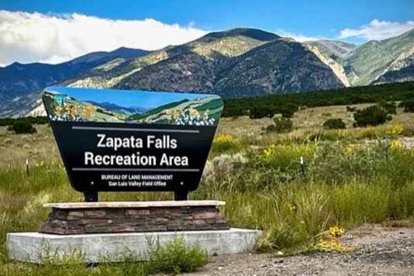 Zapata Falls