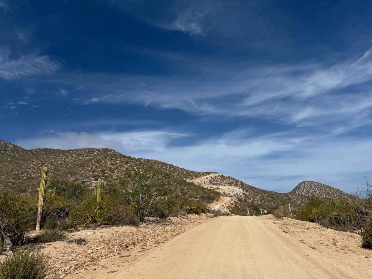 La Ventanna Overlook trail photo