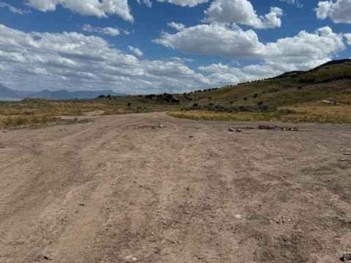 Lake Mountain East photo 2