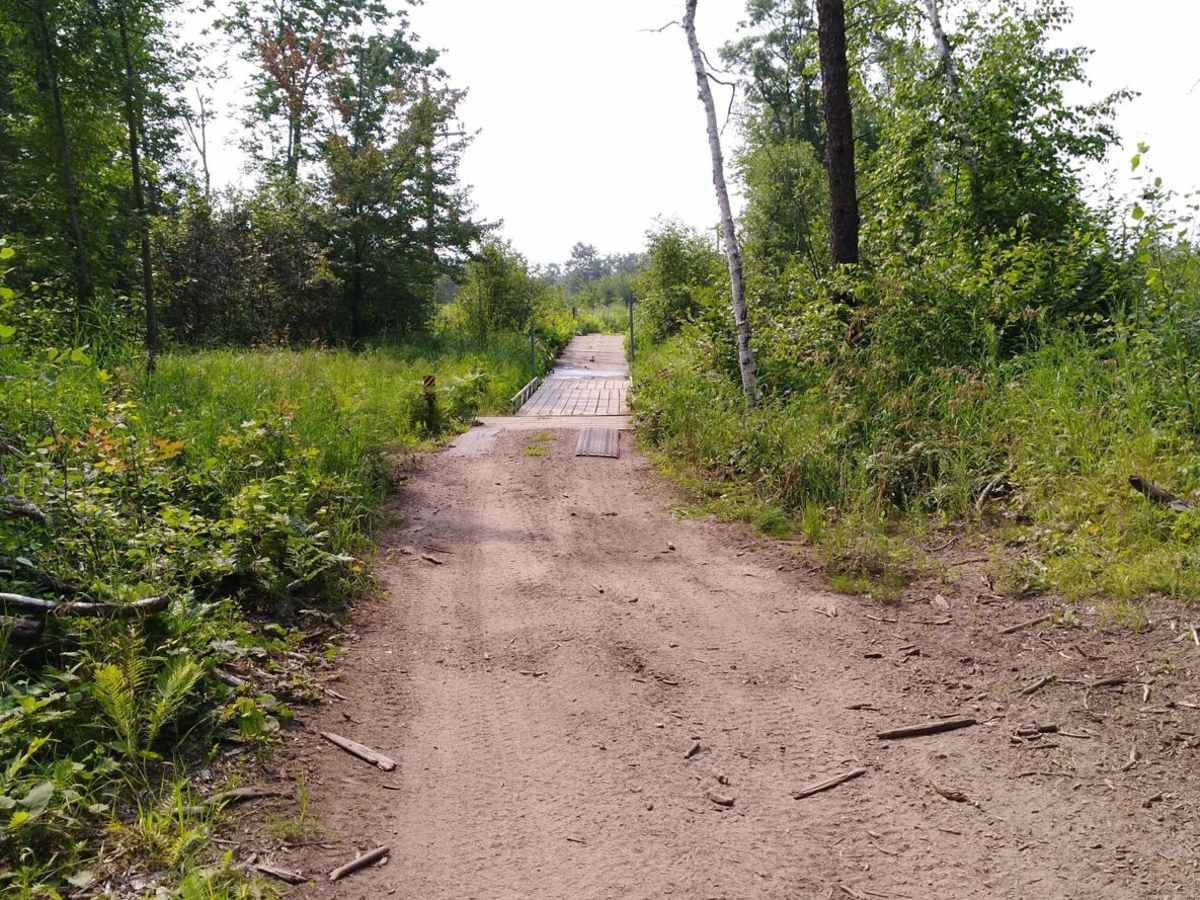 Emily - Blind Lake Trail - West 106 photo 3