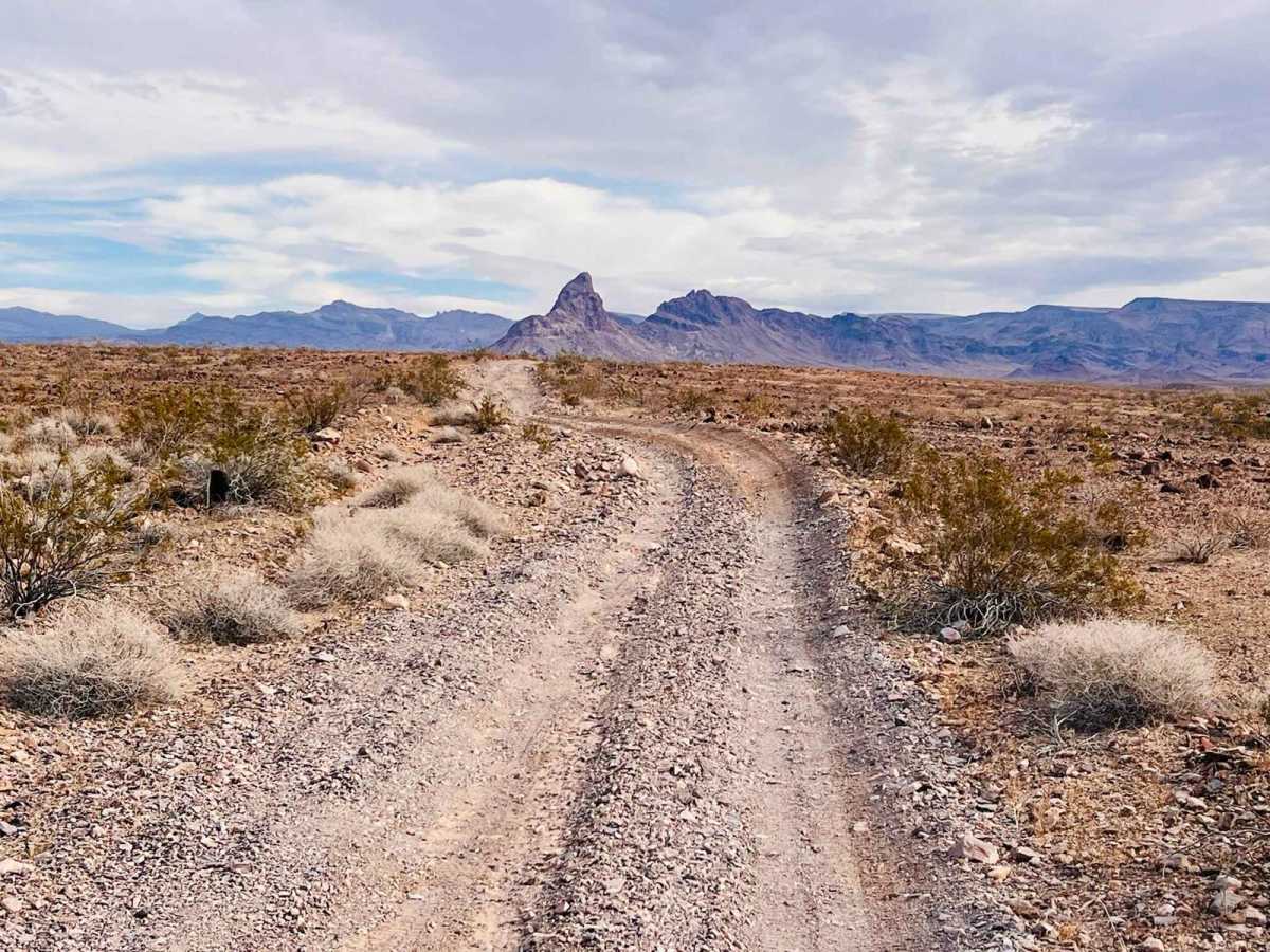Mojave & Milton Historic Railroad trail photo