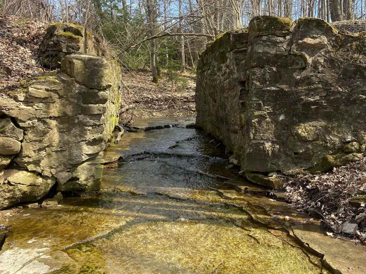 Black Edge Waterfall photo 3