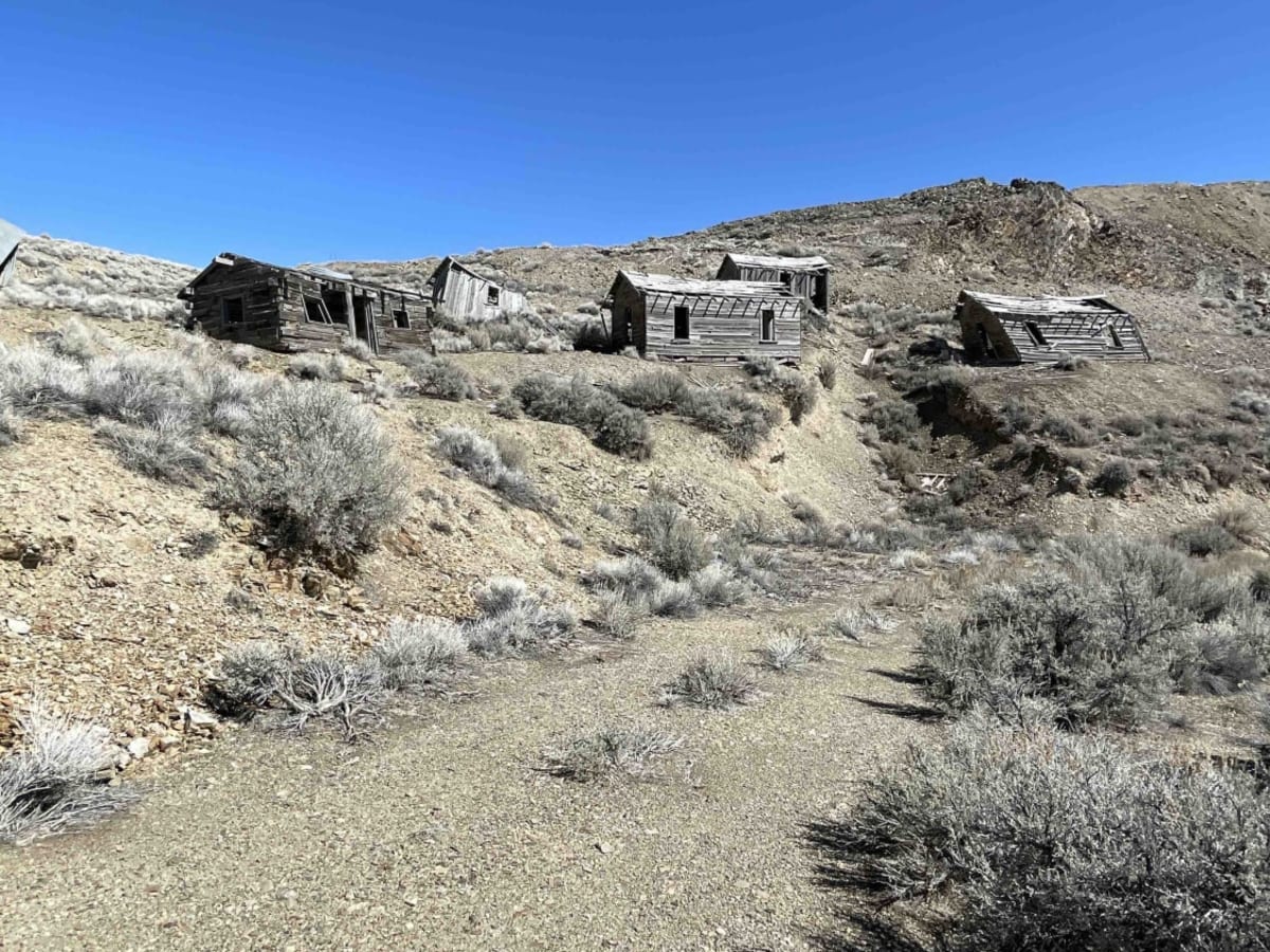 Jumbo Mine Ruins trail photo
