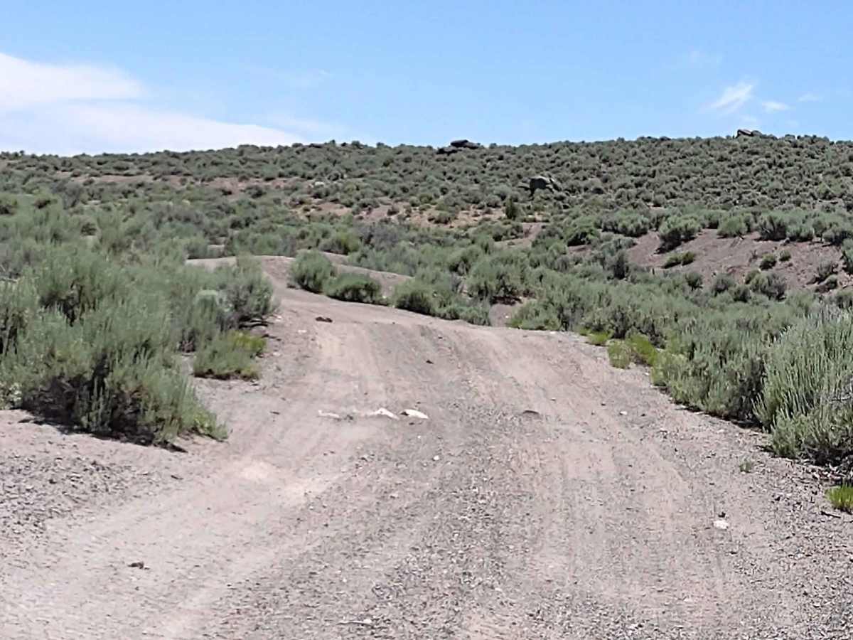 Piute Reservoir Parking photo 2