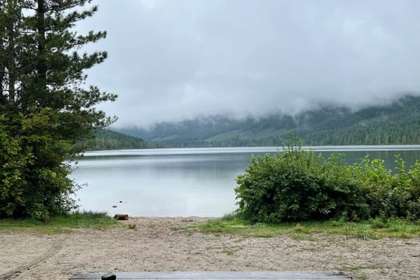 Highway 19 to Klaklakama Lake Recreation Sites