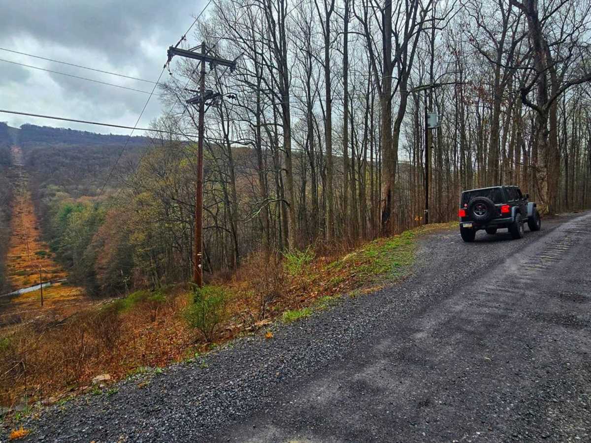 Laurel Run Road photo 4