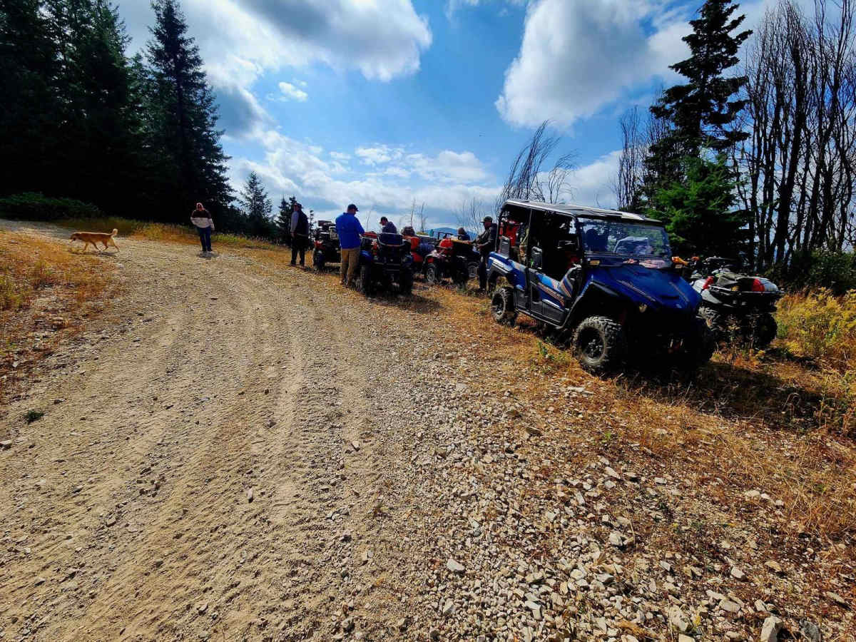 Upper Graves Creek trail photo