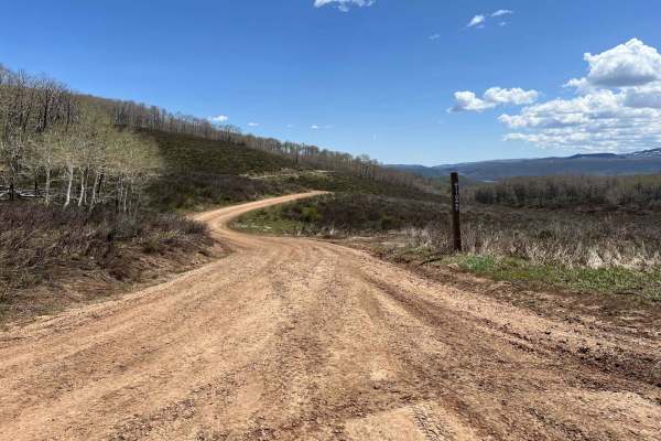 Kweeyahgut Creek Road