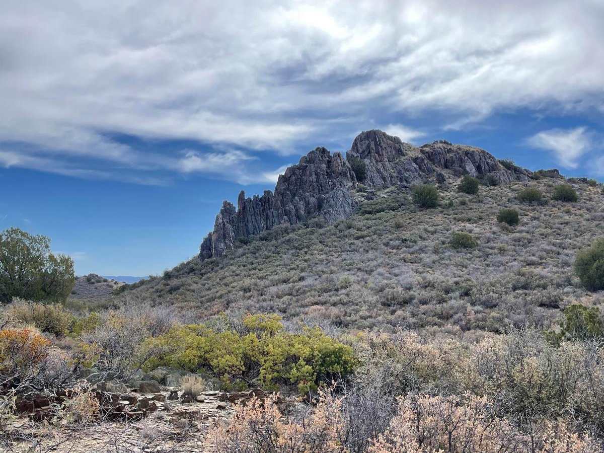 Jagged Tooth Hills trail photo