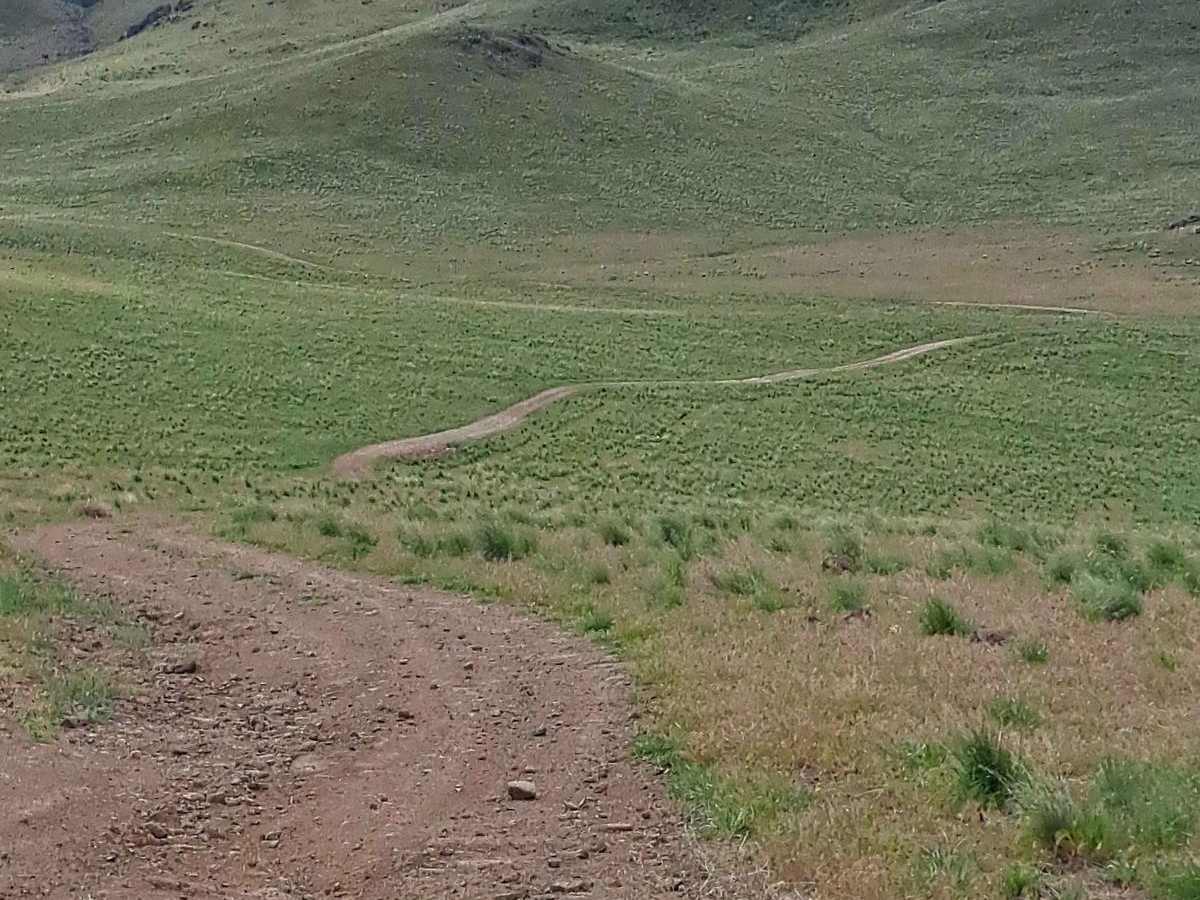 Graveyard Rim Trail photo 2