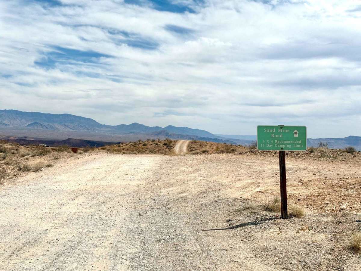 Sand Mine Road 110 photo 3