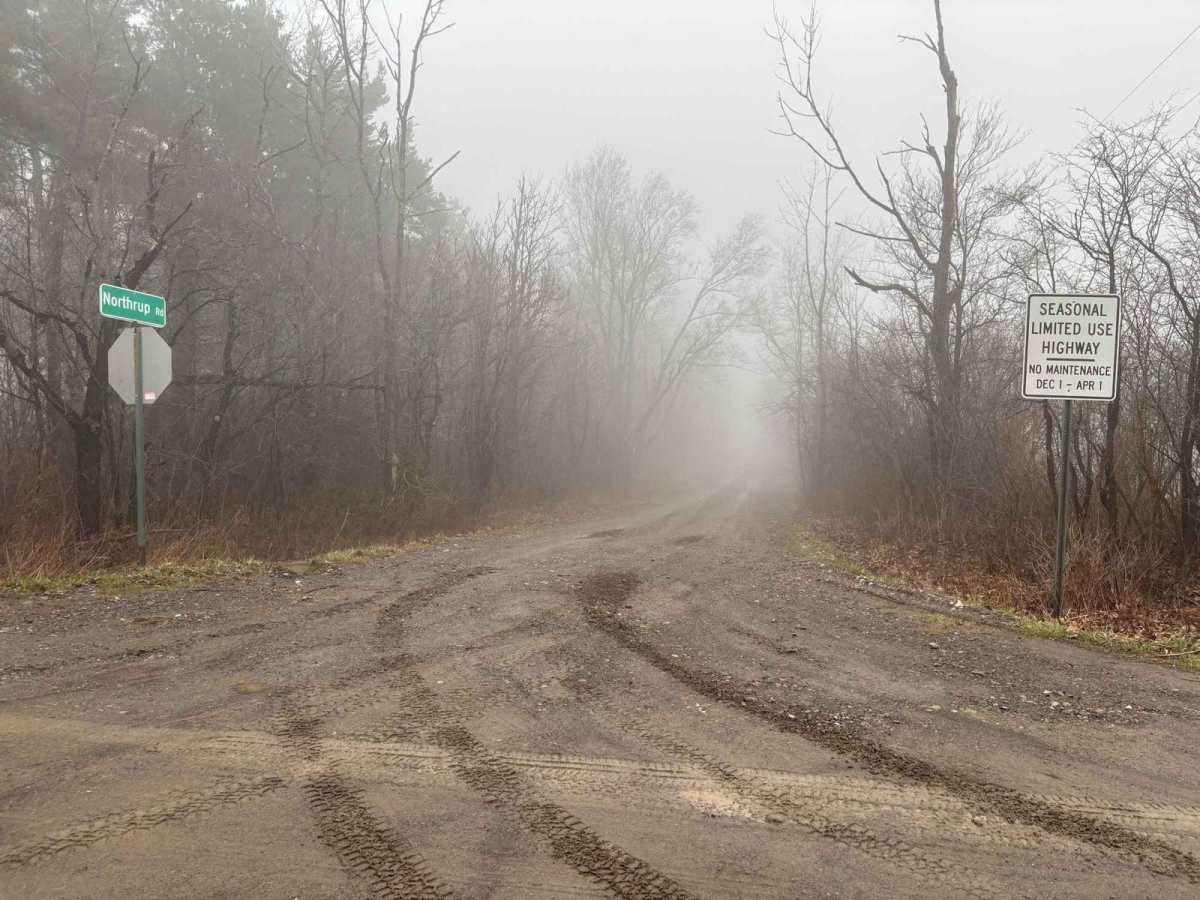 Northrup Hill Road trail photo