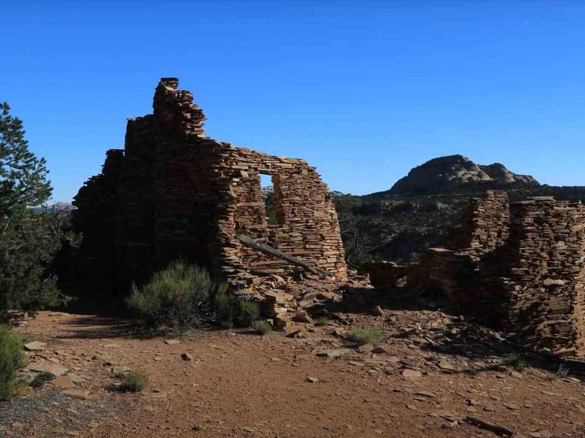 BLM D0148 - Ruin Canyon trail photo
