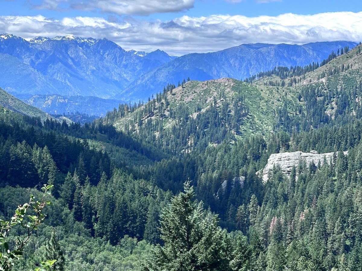 Derby Canyon Road trail photo