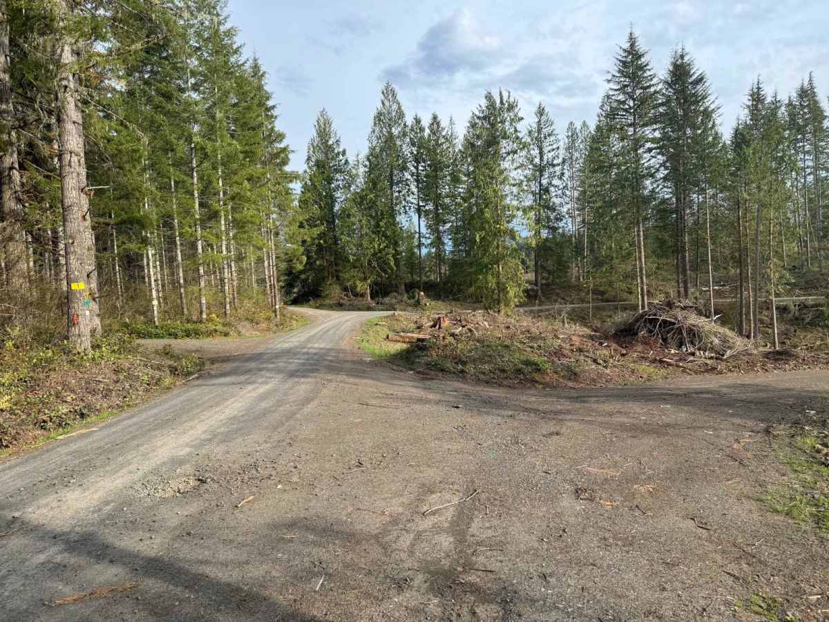 Karth Road photo 4