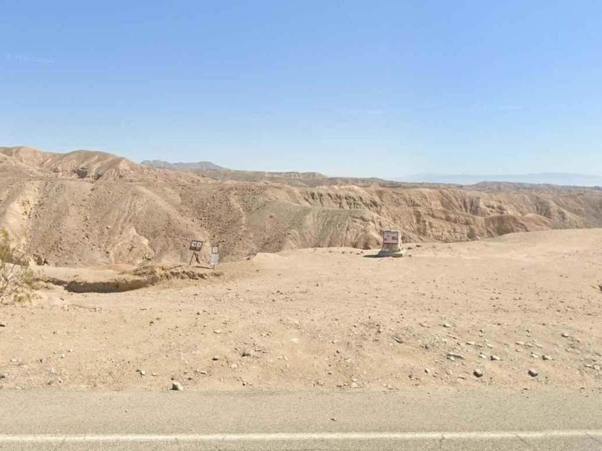 Calcite Mine Road trail photo