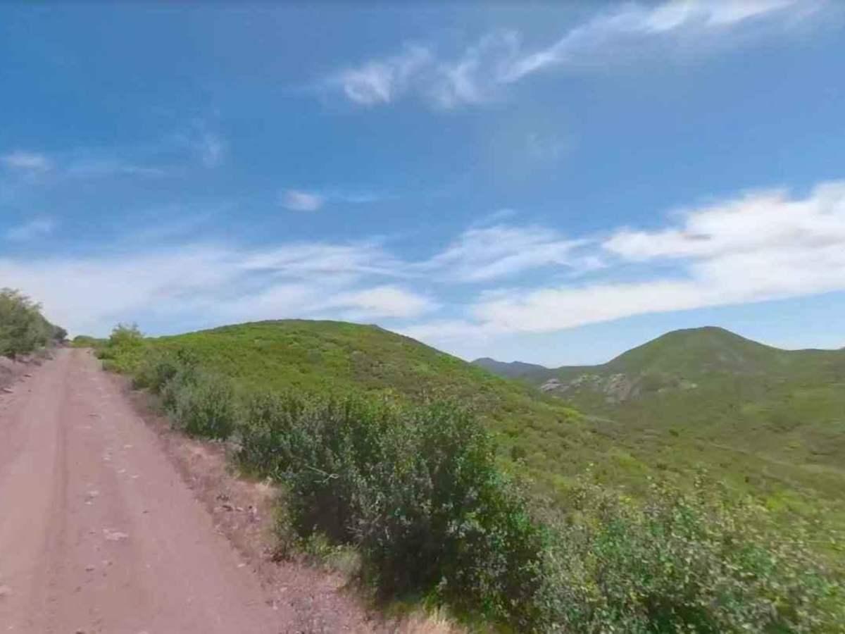 Clay Deposit Road-FR30274 photo 6