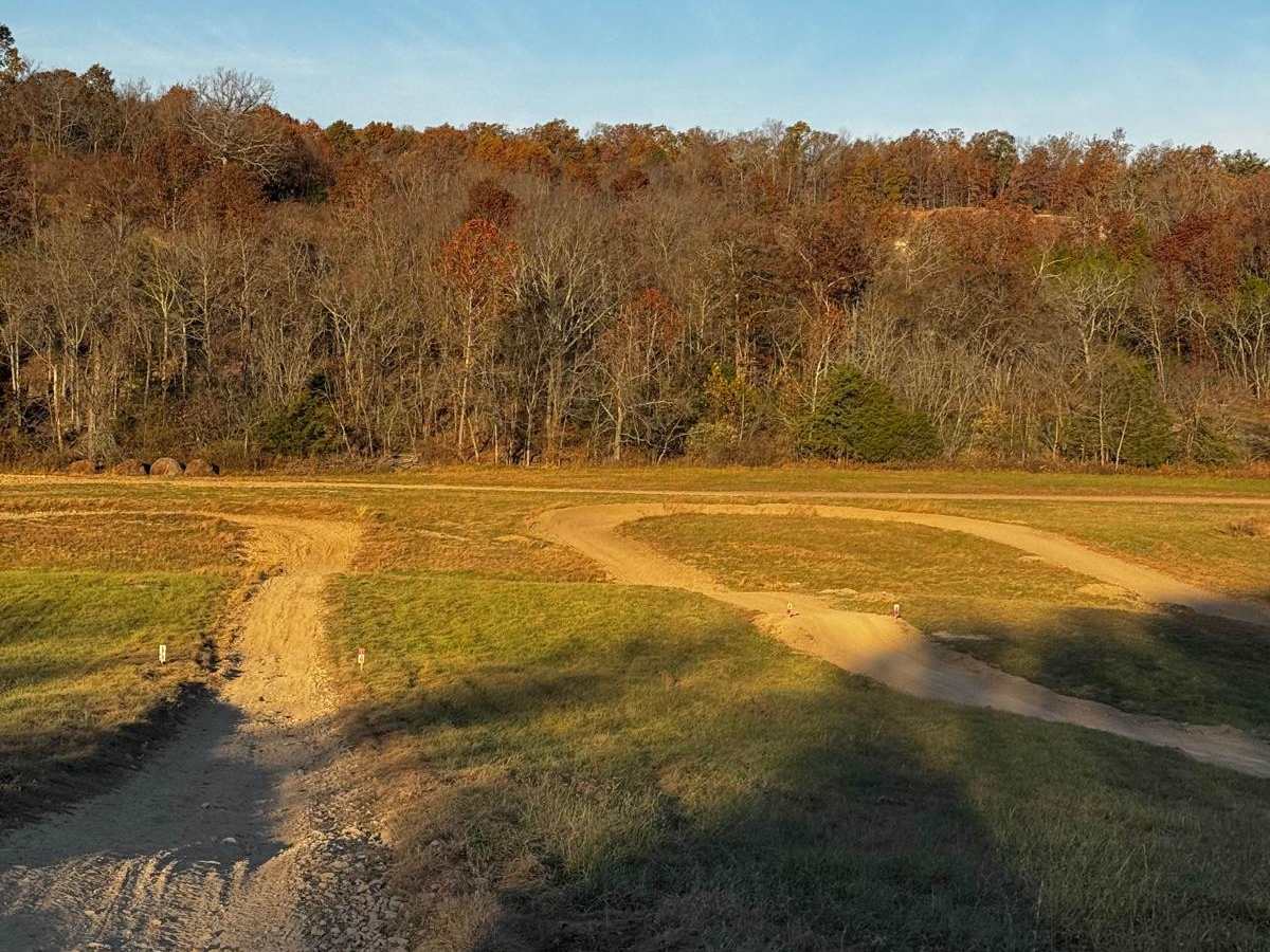 MX Track photo 3