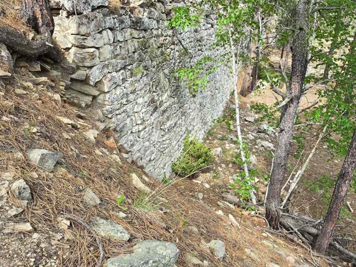 China Wall Trail photo 4
