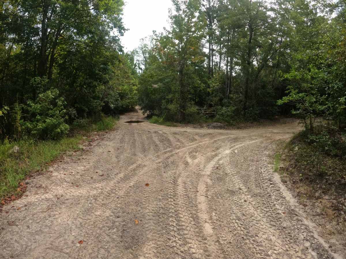 Oakley Road trail photo