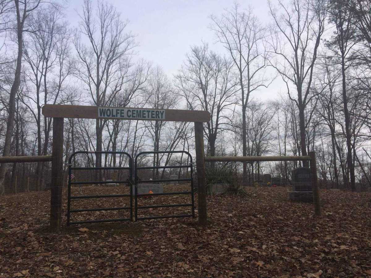 Wolf Cemetery photo 3