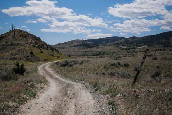 BLM 16 (Pipestone Exit Trail)