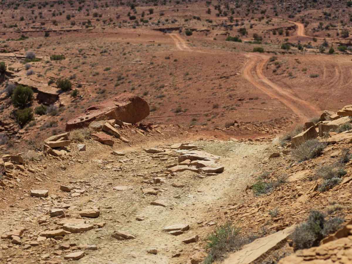 Behind the Reef to Temple Mountain Cutoff photo 3