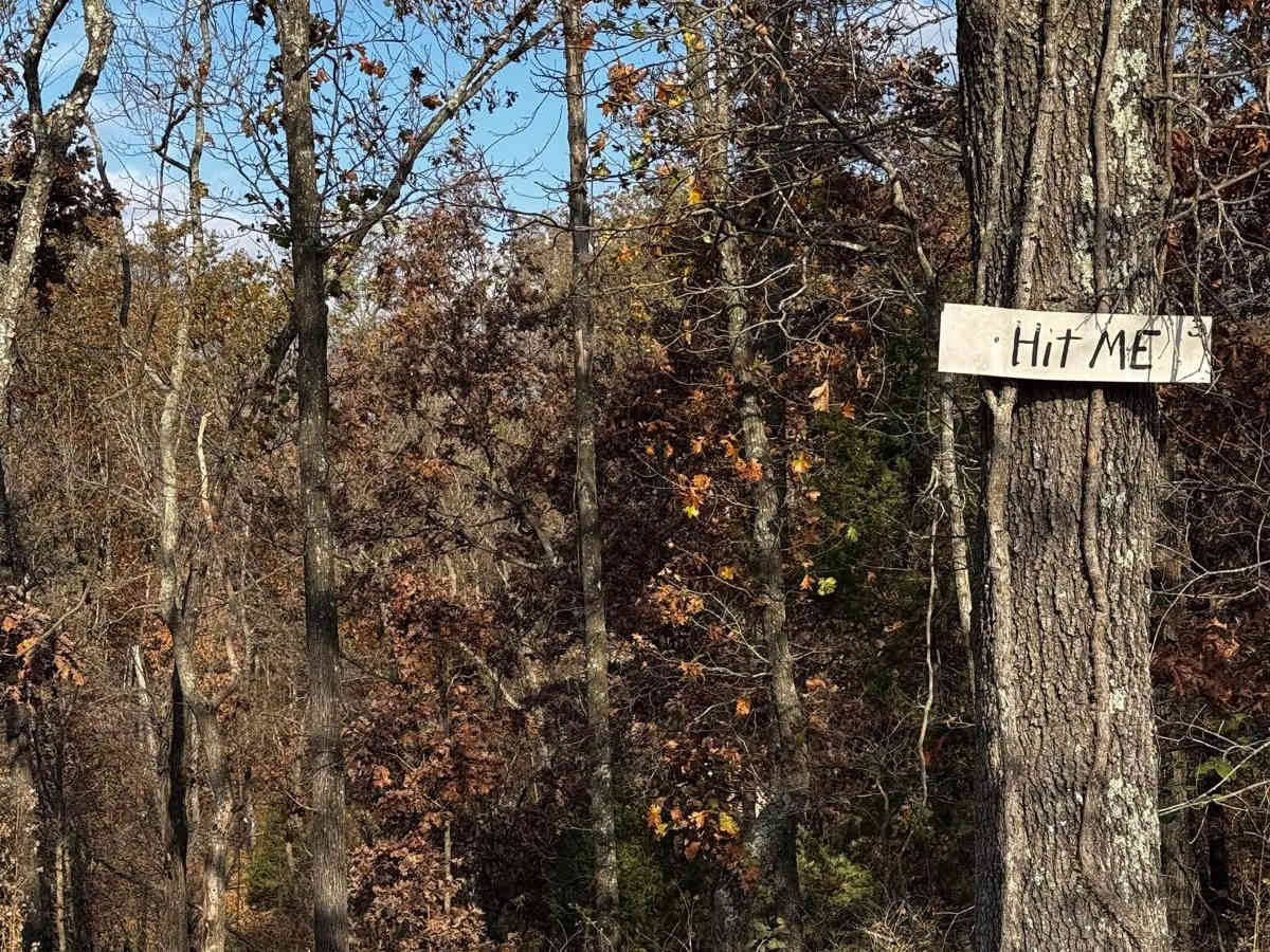 Hit Me trail photo