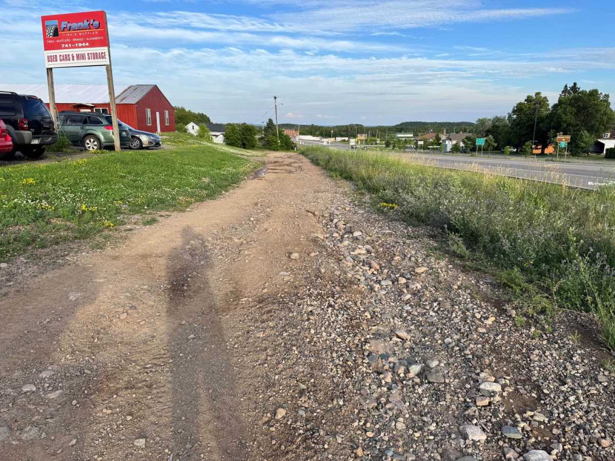 Gas Station trail photo