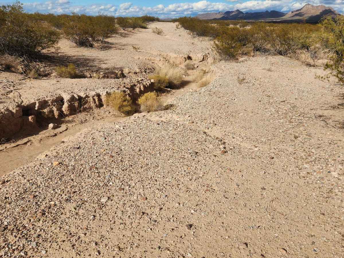 Hot Wells to Bowie trail photo
