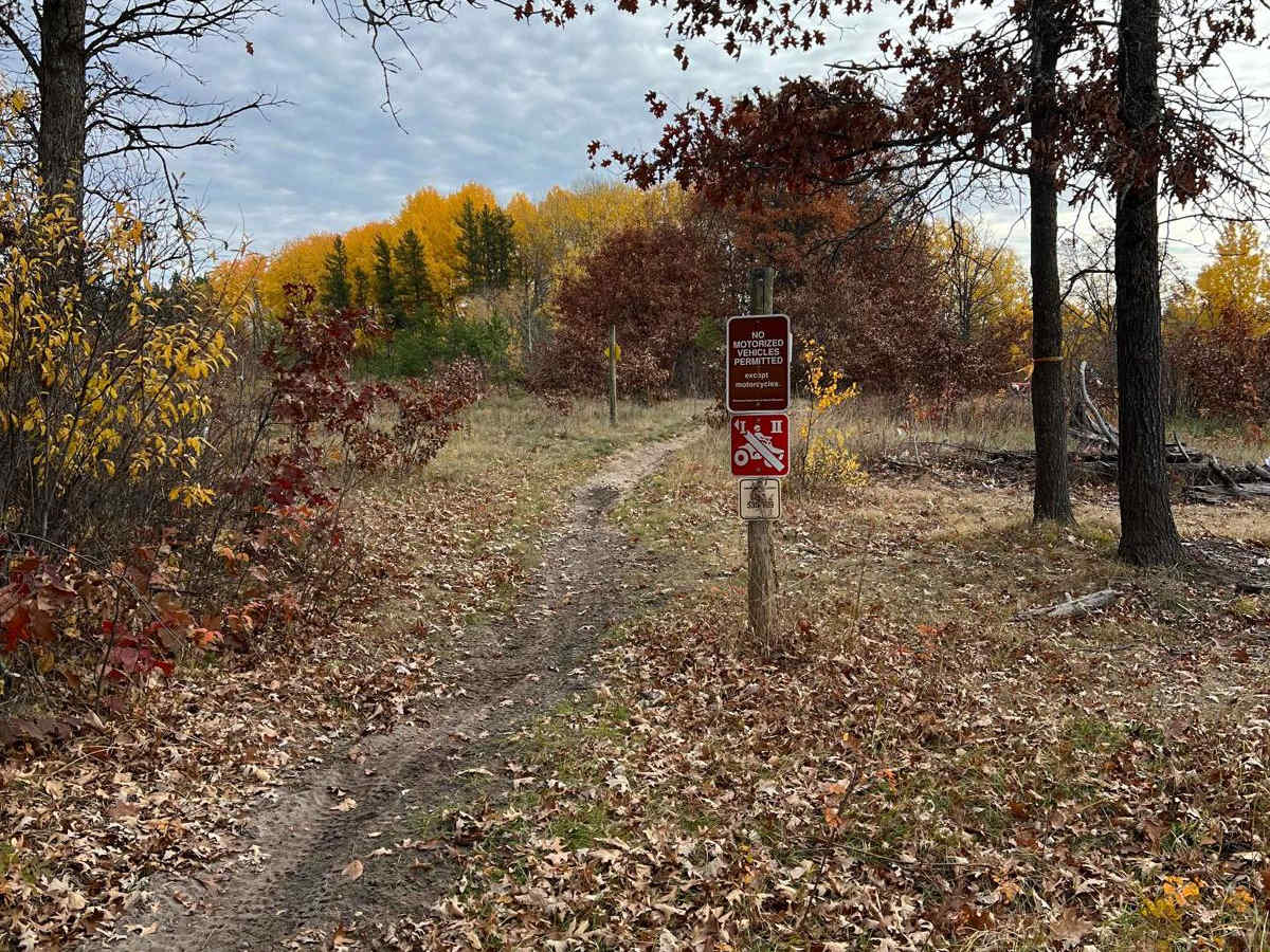 Scenic River Overlook Single Track photo 2