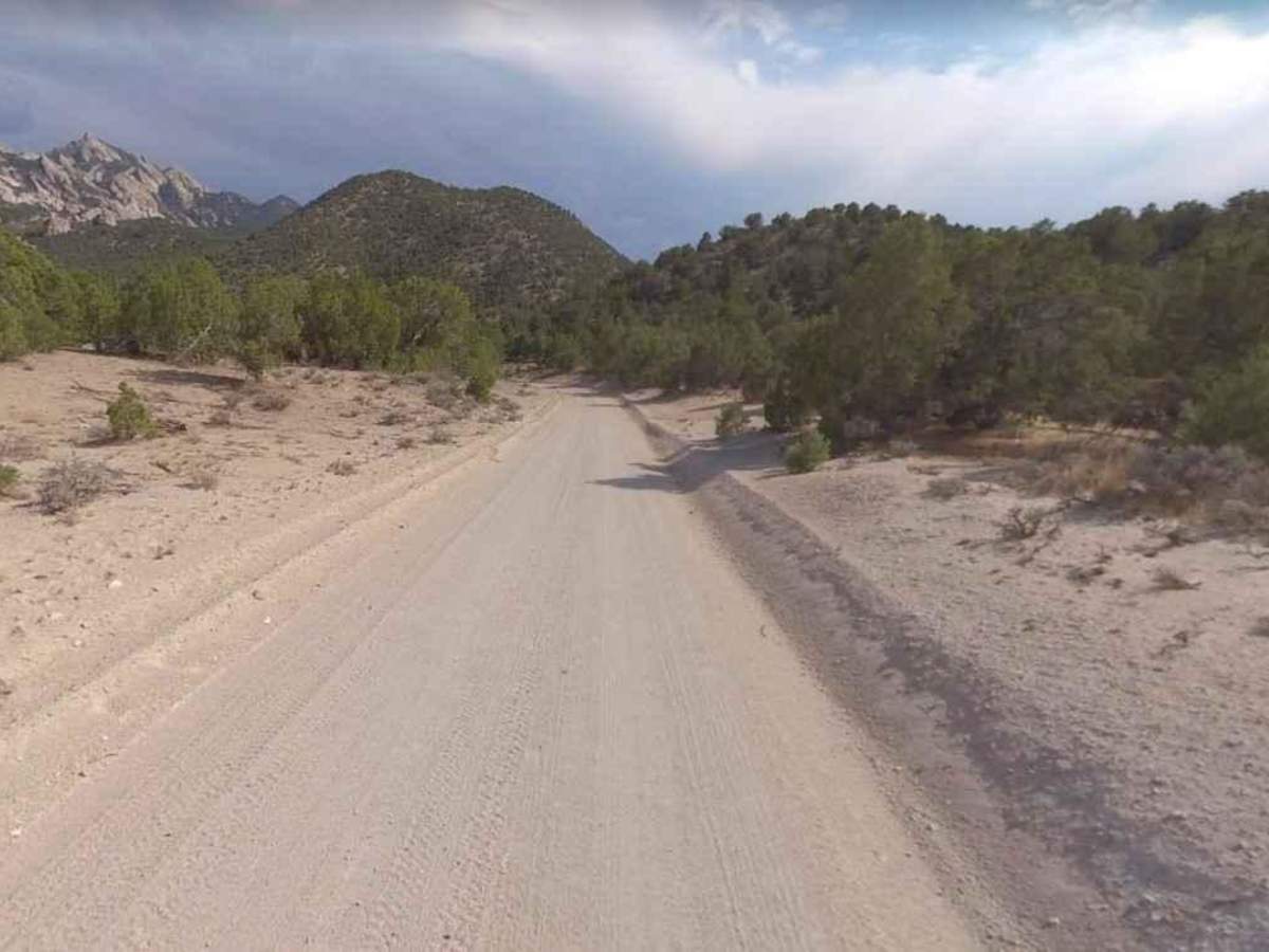 Lower Ranch Canyon Road-Beaver County 23 photo 3