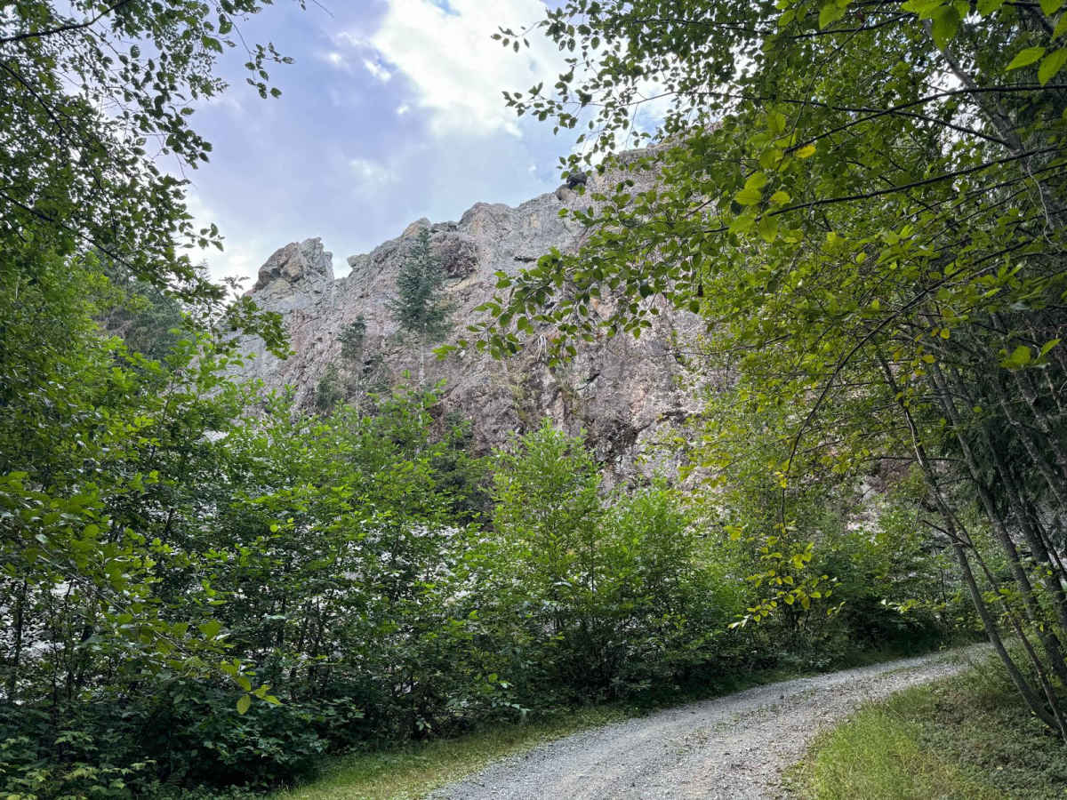 Helena Ridge photo 2