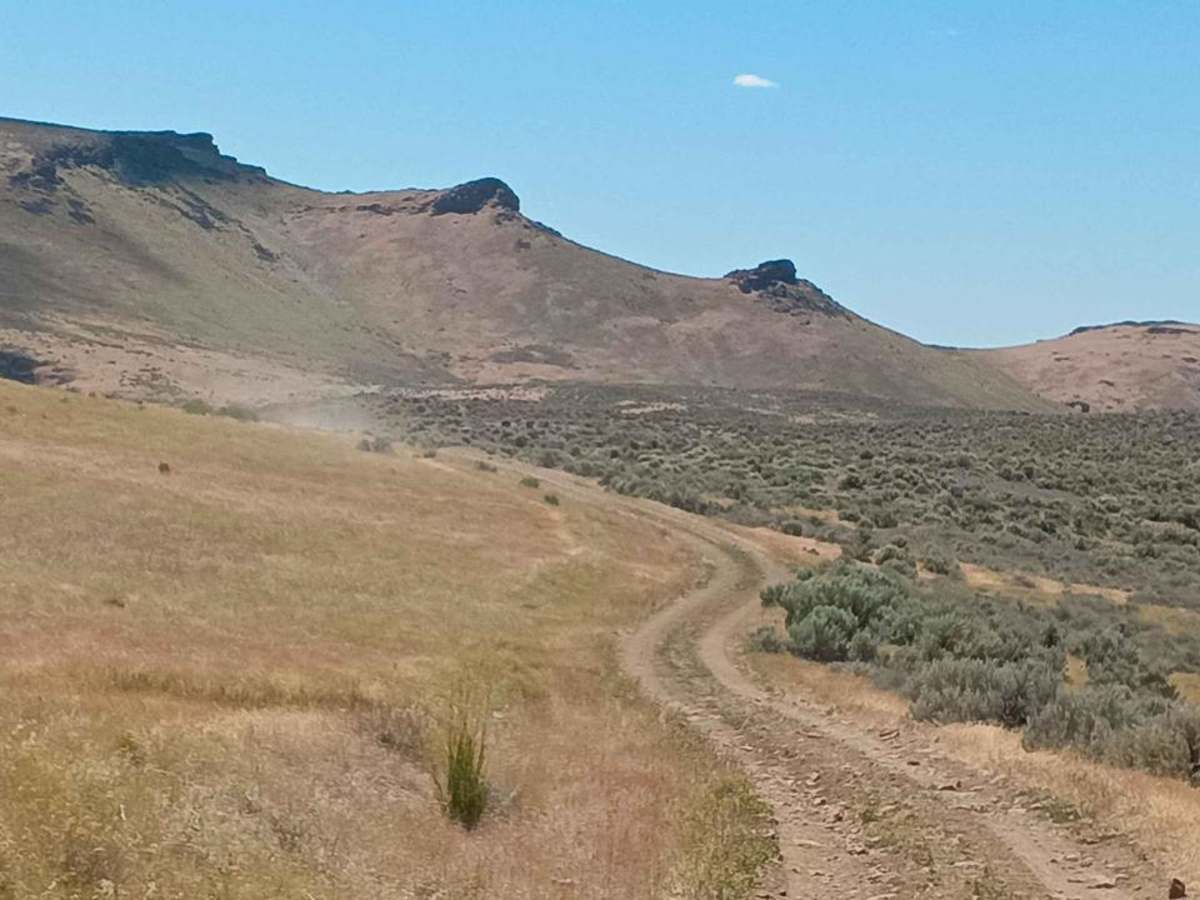 Three Fingers Loop West photo 3
