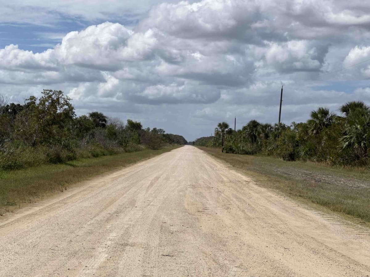 Wagon Wheel Road - CR 837 photo 2