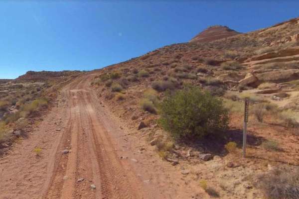 Ticaboo Mesa Road - BLM13400