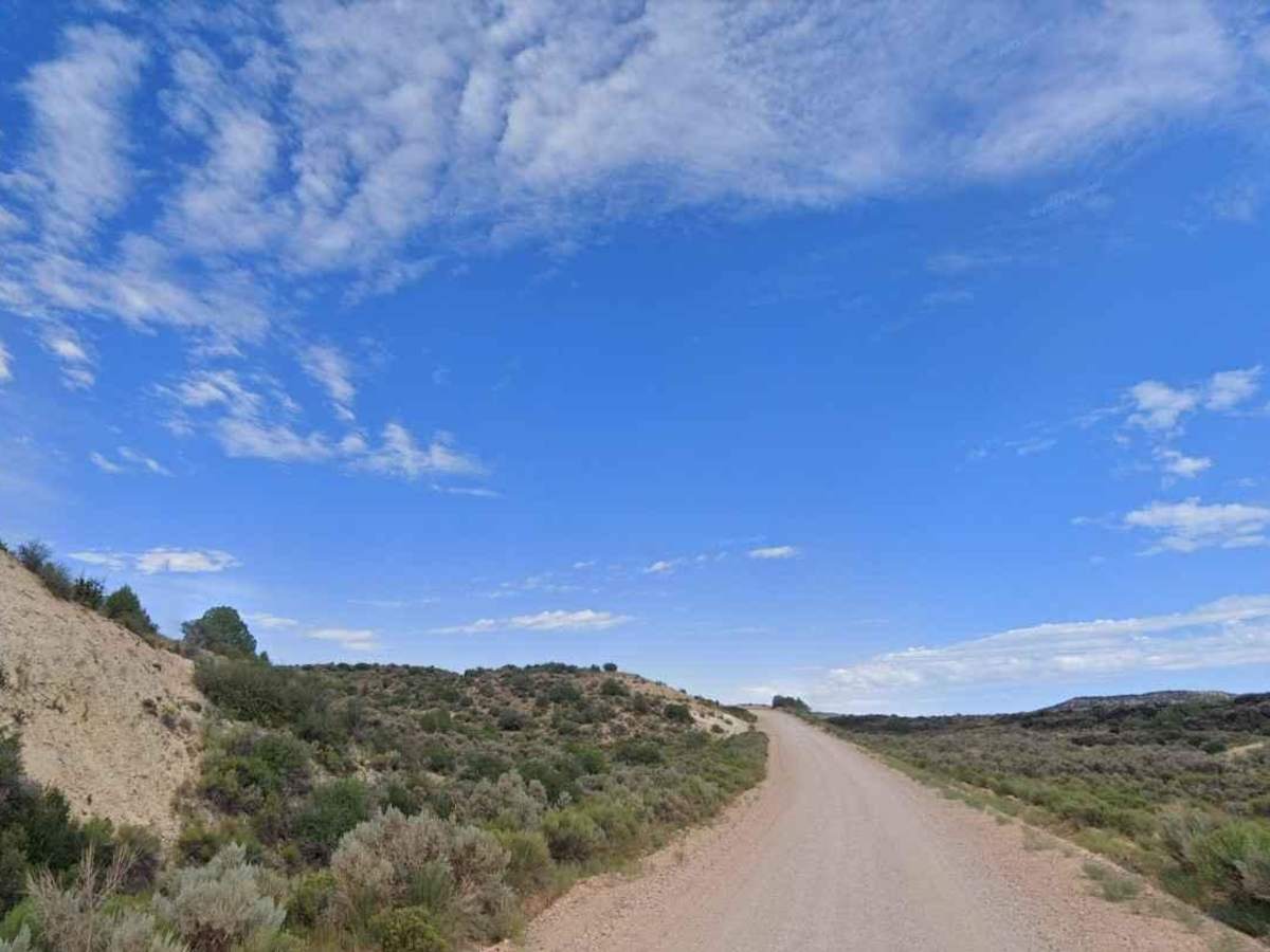 Glendale Bench Road (BLM1854) photo 2