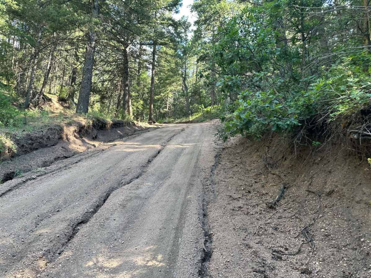 West Jackson Creek Road to Hidden Valley Road photo 2