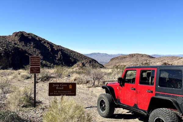 Jeep Cove Trail