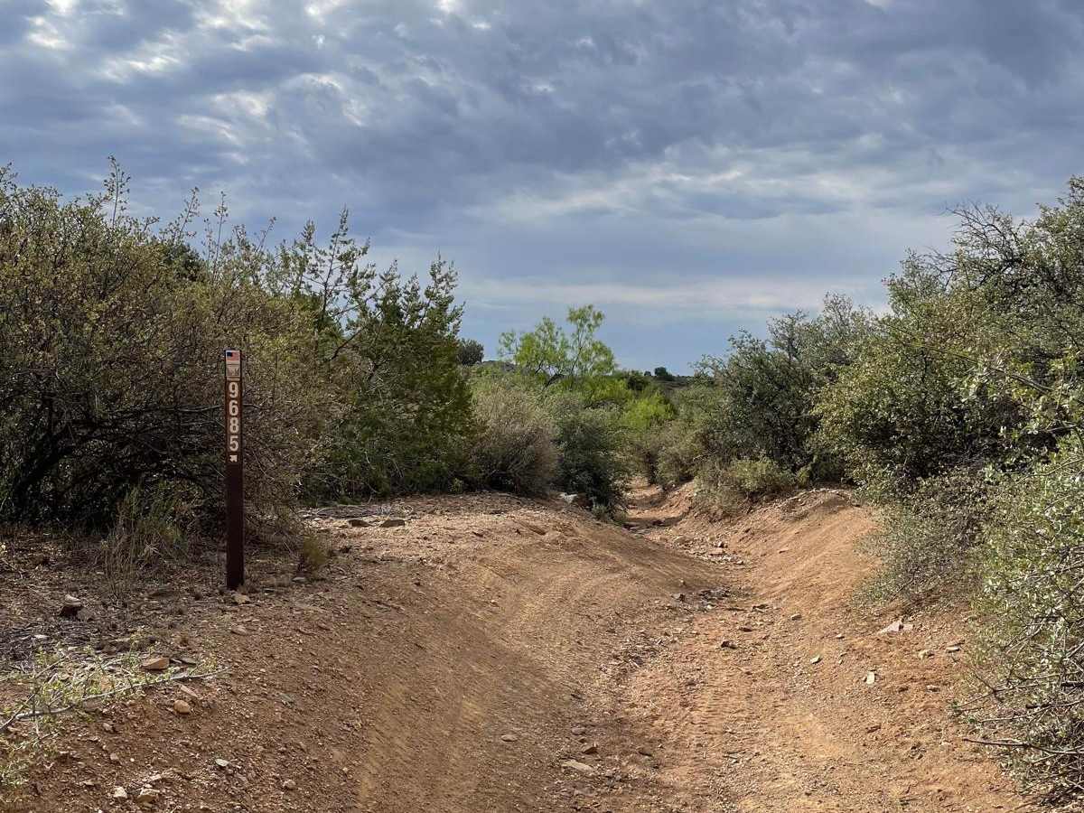 BLM Route 9685 & 9656 trail photo