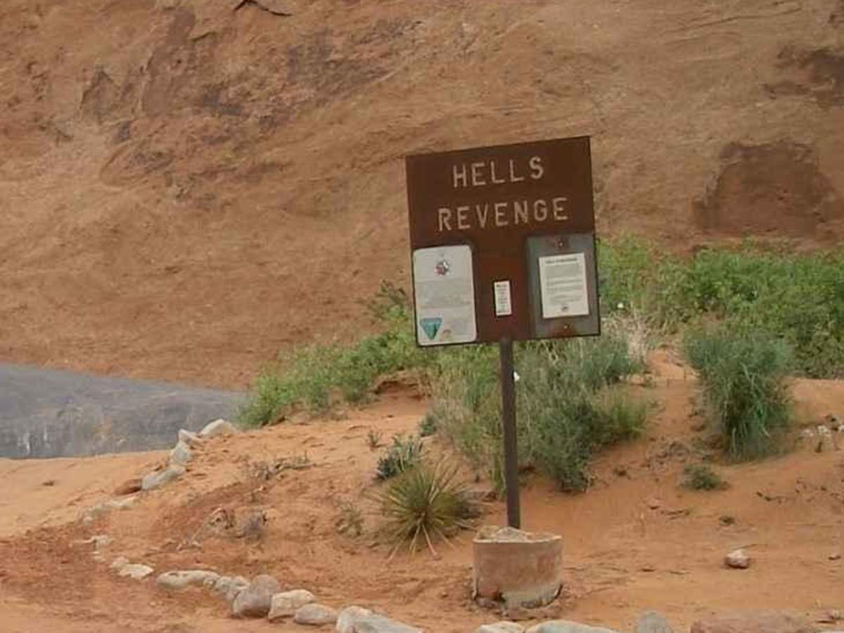 Hell's Revenge trail photo