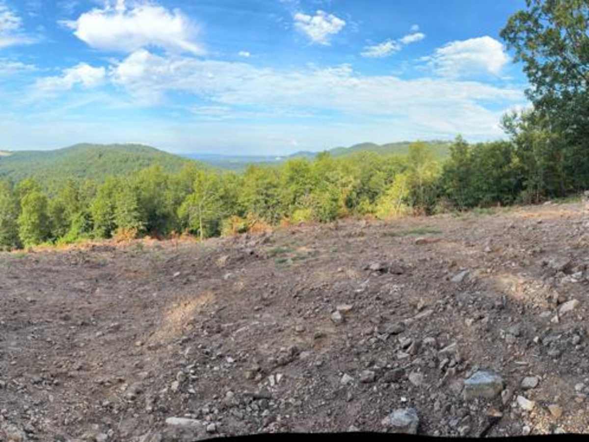 H43 Jim's Overlook photo 6