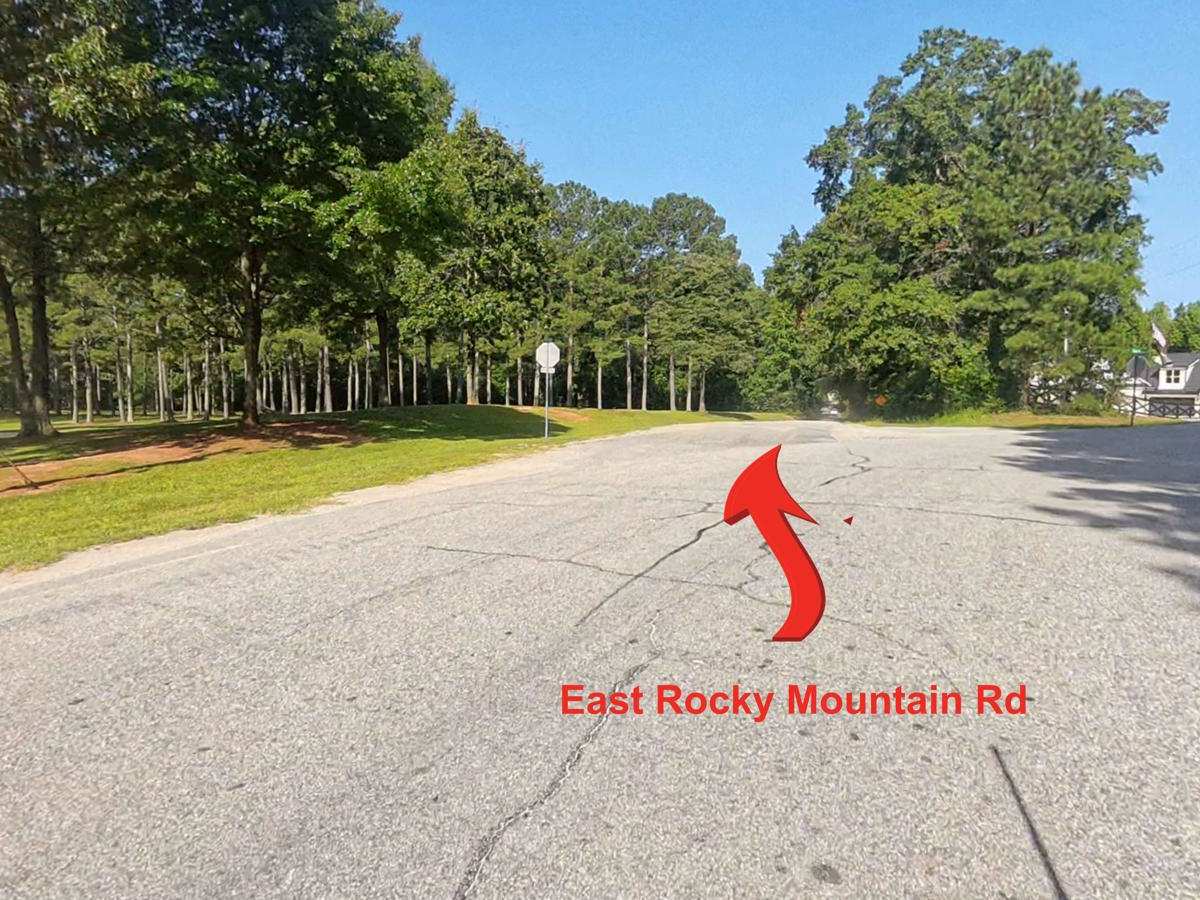 East Rocky Mountain Road photo 2