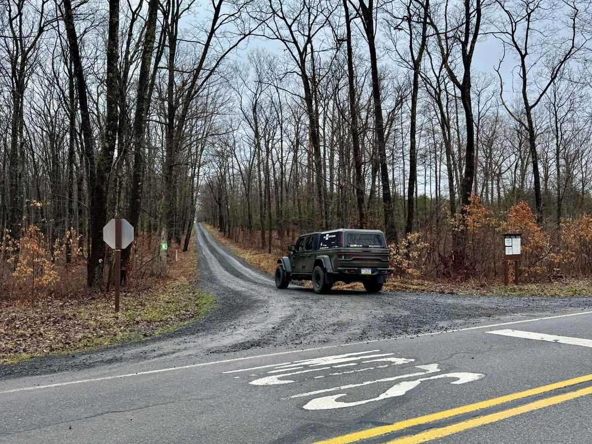 Yost Ridge Road trail photo
