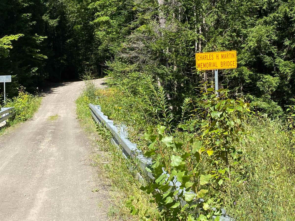Lake Glen Road photo 2