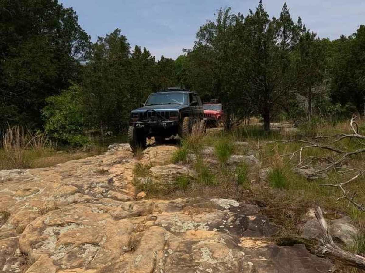 Eagle Mountain Bluff Trail FSR 1454 photo 4
